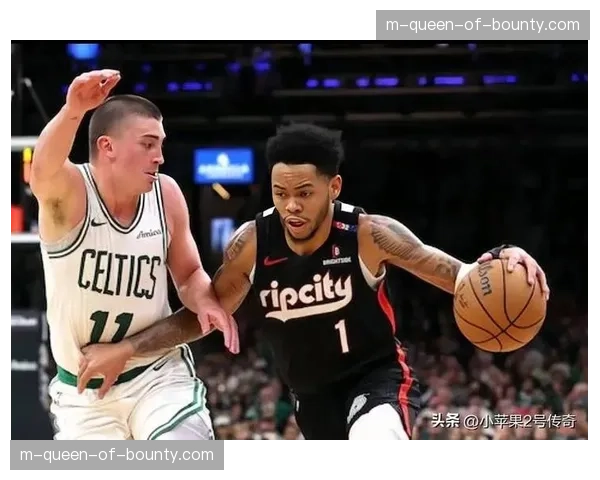 凯尔特人限制对手三分命中率33.1%，霍勒迪领衔换防体系高效运转